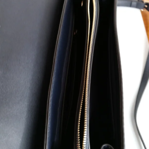 Navy Three Pocket Faux Leather Crossbody Purse - Picture 4 of 11